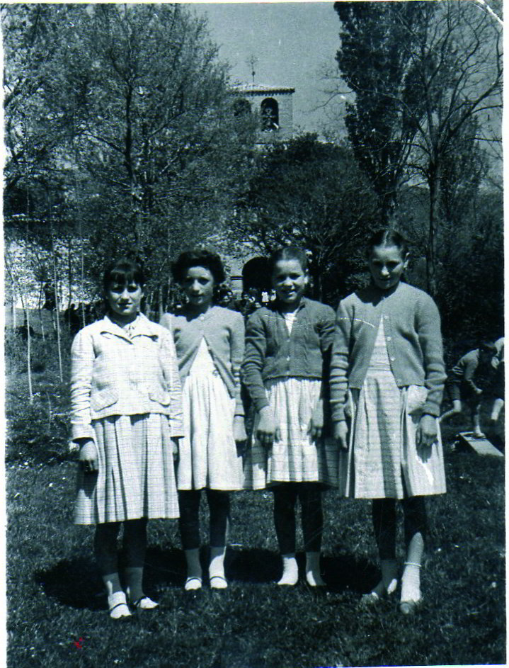 Jovenazas al sar de la Ermita de los Santos